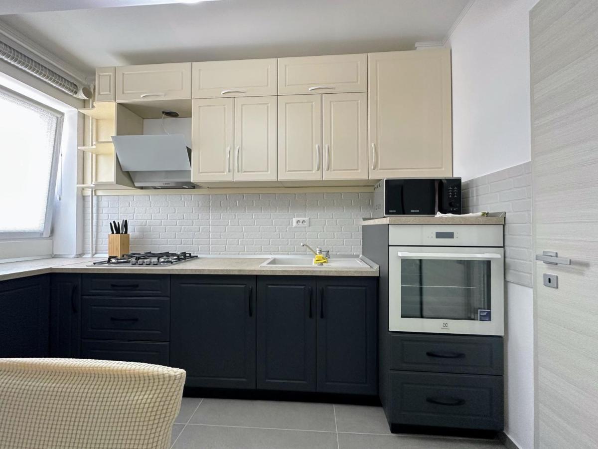 קריובה Glamart Apartment מראה חיצוני תמונה