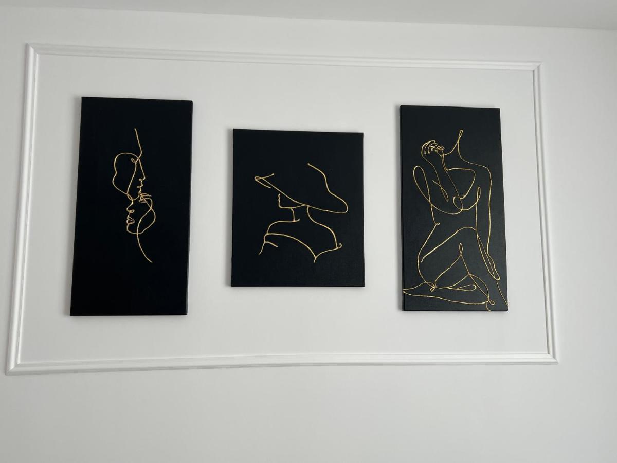 קריובה Glamart Apartment מראה חיצוני תמונה
